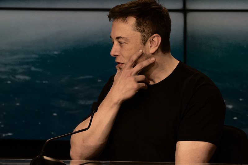 Elon Musk Doet Bod Op Alle Aandelen Twitter Emerce